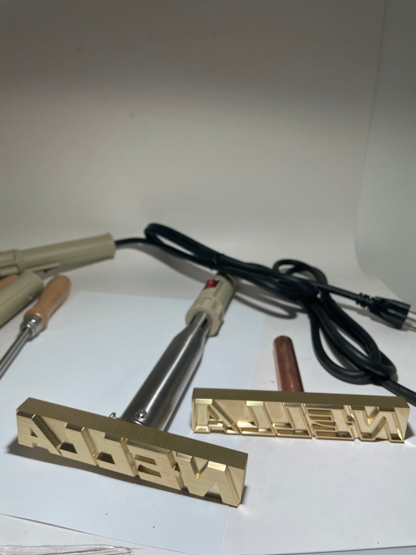 Nella Branding Irons 300 Watt Handle and 2 Heads